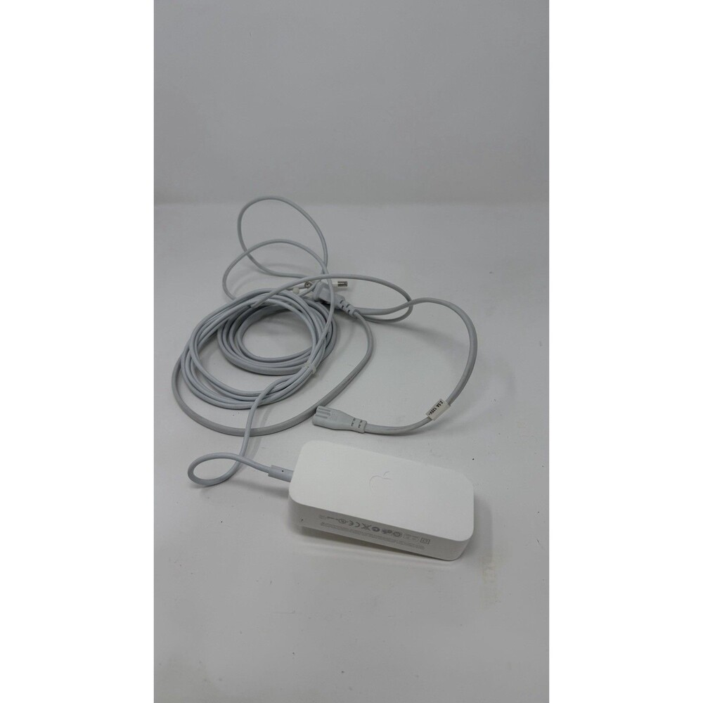 Apple Model A1202 Power Supply Input AC 100 -240V 50-60Hz 0.5A Output 12.V==1.8A